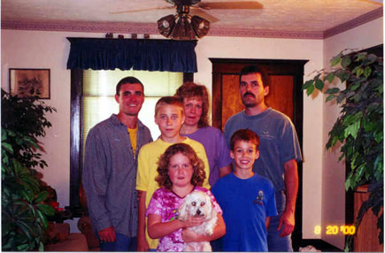 Clarence 'Bud' Dew family 2000.<br>Source: Bud Dew
