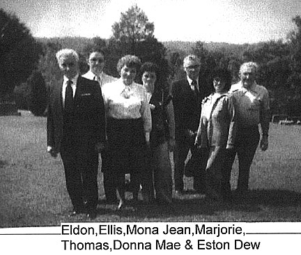 Eldon Dew, Ellis Dew, Mona Jean Dew, Marjorie Dew, Thomas Dew, Donna Mae Dew, Eston Dew.<br>Source: 