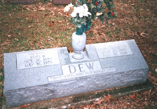 Ross Winer Dew (26 Oct 1895 - 16 May 1978) gravestone at Ridgecrest Cemetery, Jackson, Tennessee. Hi